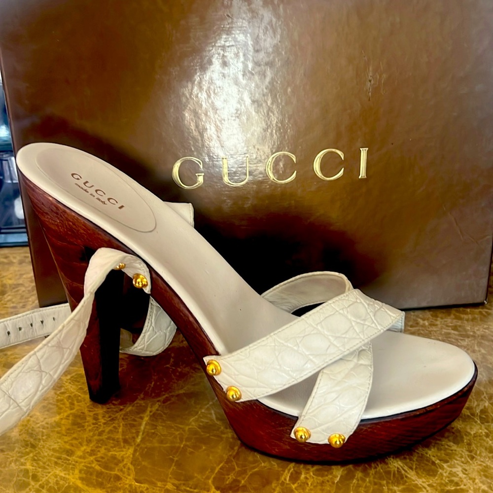 Gucci strappy sandals in excellent condition! Only worn a few times.